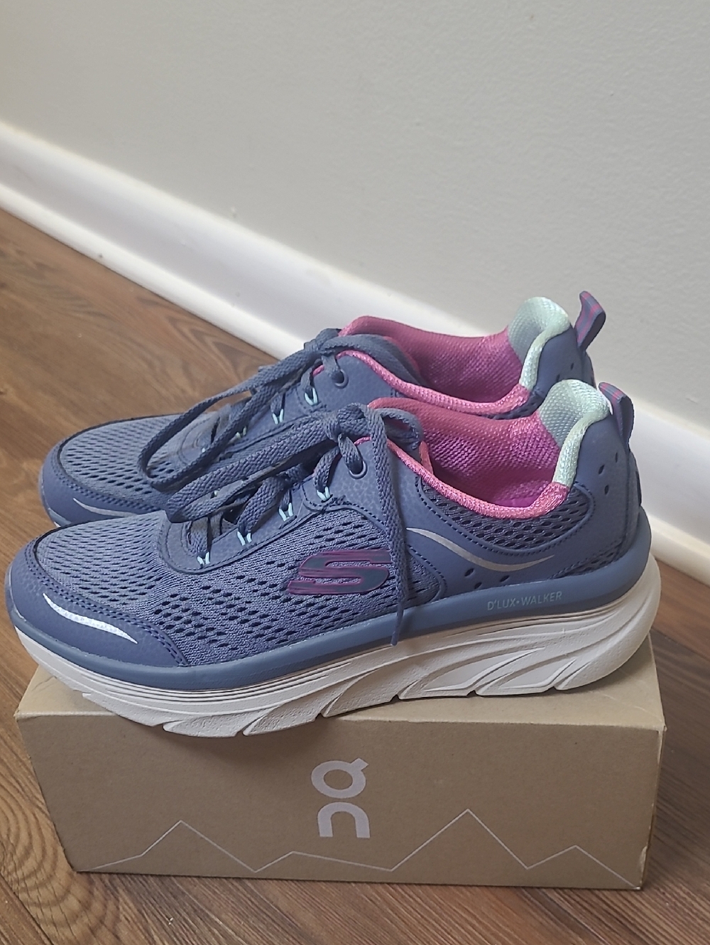 Skechers D'LUX Walker Sneakers in Dusty Blue with Pink Lining